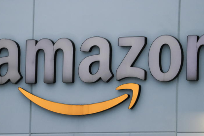 Amazon estudia la apertura de grandes tiendas físicas