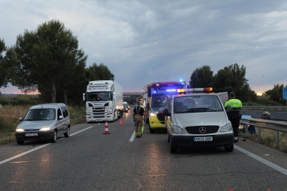 Un jove motorista de Lleida va morir divendres passat a l’A-2 a Alcoletge.
