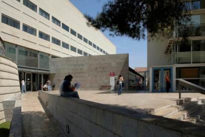 Més del 90% dels graduats en Medicina per la Universitat de Lleida aprova el MIR