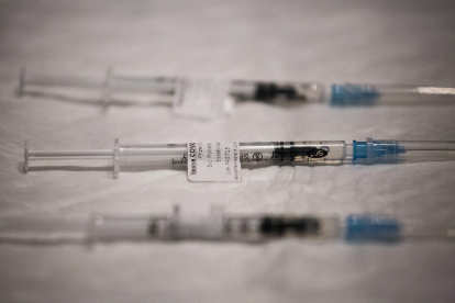 Varias dosis de la vacuna de Pfizer en el Hospital Universitario de Getafe