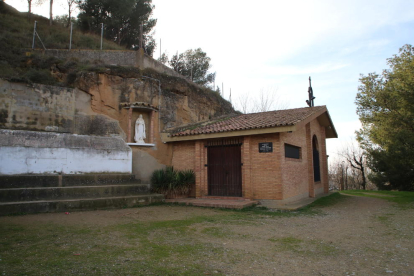 Vista de la ermita de la Mare de Déu de l’Olivar de Almacelles, donde ocurrieron los hechos en 2018. 