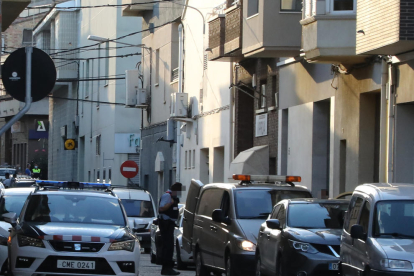 El accidente se produjo ayer por la tarde en la vivienda de la víctima, en la calle Joan Maragall de Aitona.