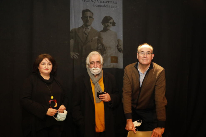 Presentació ahir al Cafè del Teatre del llibre ‘La casa dels avis’.