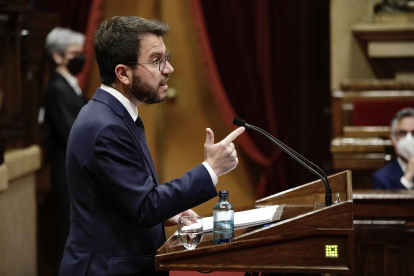 El candidato de ERC a la investidura, Pere Aragonès, durante su intervención en el pleno de investidura en el Parlament.