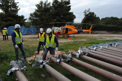 Endesa inició en abril trabajos para mejorar la red eléctrica en Les Garrigues.