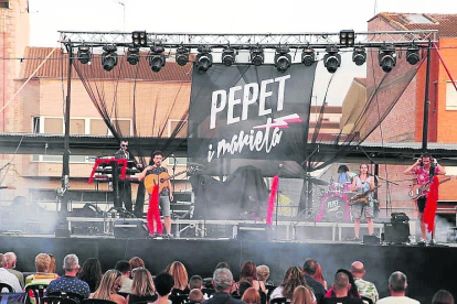 Imagen del concierto ayer por la tarde de Pepet i Marieta. 