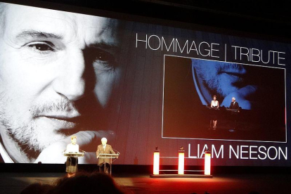 El actor Liam Neeson rueda en Manresa 'Marlowe' de Neil Jordan