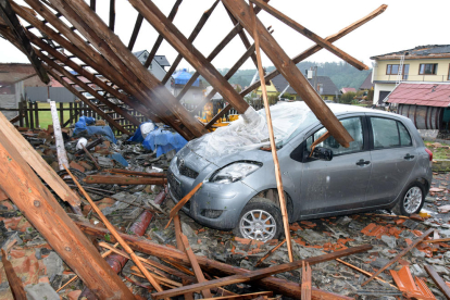 Un tornado mata almenys cinc persones a la República Txeca