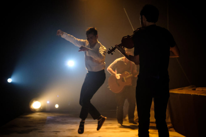 La Orquestra de Músiques d’Arrel de Catalunya inaugurará el Dansàneu con el espectáculo ‘Trencadís’.