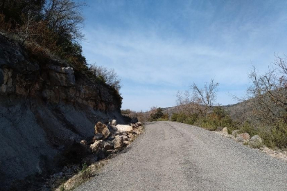 El camino de Vilamajor en los Masos de Millà y Mas de Marcó, en Àger.