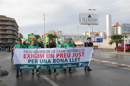 Sectors com el lacti han protagonitzat protestes, com aquesta a Mollerussa.