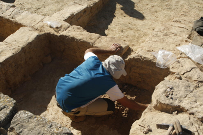 Els arqueòlegs van presentar ahir el resultat de quatre setmanes d’excavacions al jaciment.