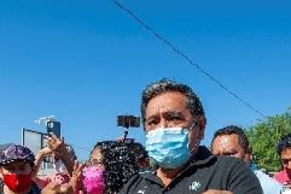 Un candidato mexicano acusado de violación celebra el Día de la Mujer