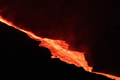 La cara norte del volcán de La Palma se ha hundido de manera parcial