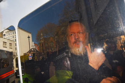 El fundador de WikiLeaks, Julian Assange, després de la seua detenció