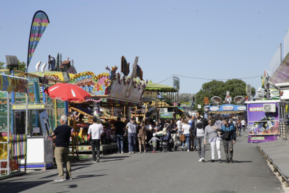 Imagen de archivo de las atracciones en el recinto de la Hípica en las fiestas de mayo de 2019. 