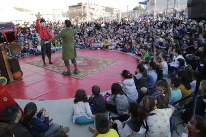 Una de les actuacions que va tenir lloc ahir durant la segona jornada de la vuitena edició del festival Buuuf.