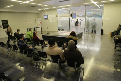 La sala de espera de la oficina del Servei d’Ocupació de Catalunya en Lleida, en una imagen de archivo.