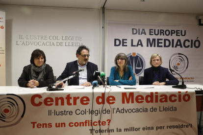 Llauradó, Albareda, Castro i Argilés, ahir en la presentació de les dades de mediació el 2019.