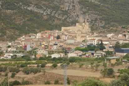 Vista del pueblo de Os de Balaguer. 