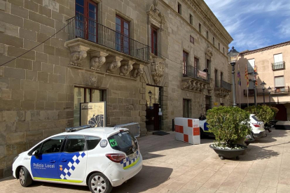 Imagen de la fachada del ayuntamiento de Cervera.