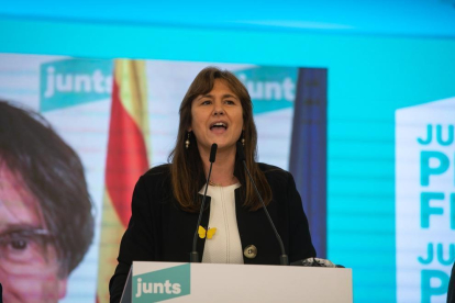 La candidata de JxCat, Laura Borràs, en una intervención después de conocer los últimos resultados electorales