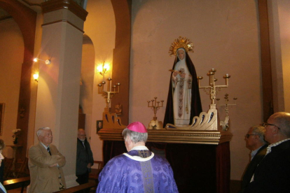 La bendición del paso de Santa Maria Reina dels Màrtirs.