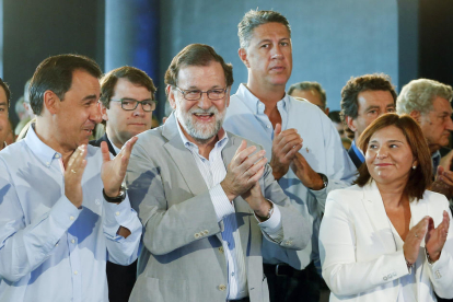 Rajoy, amb la presidenta del PPCV, Isabel Bonig, i el coordinador del PP, Fernando Martínez-Maíllo.