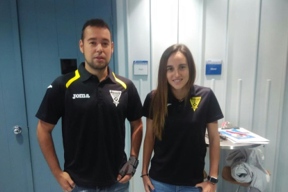 Xavi Rubio, coordinador del Pardinyes, i Anna Esteve, una de les campiones, ahir a Lleida Televisió.
