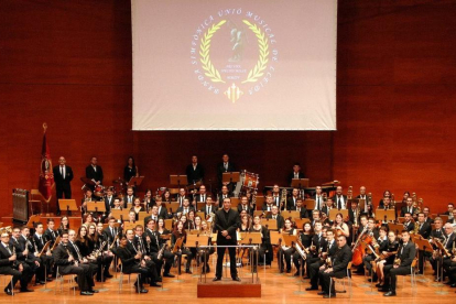 Fotografia oficial de la Banda Simfònica Unió Musical de Lleida.