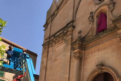 La iglesia de El Soleràs “estrena” escultura 
