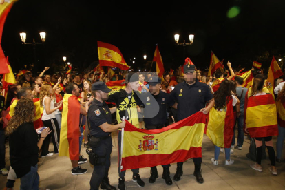 Manifestación a favor de la unidad de España a la subdelegación
