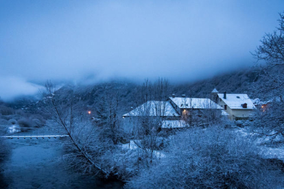 Fotografia feta aquest hivern d'un gèlid matí al poble de Barruera, Alta Ribagorça. Carles Mas