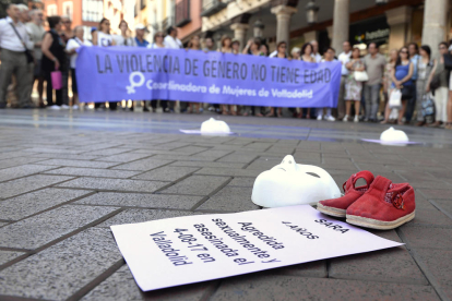 Imatge de la concentració per la nena morta a Valladolid.