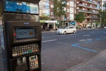 Dijous no es podrà aparcar en el centre de Madrid ni circular a més de 70 km/h