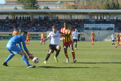 Los jugadores del Lleida celebran el gol del 1-1.