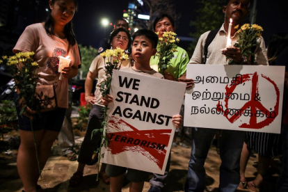 Vetlla en homenatge a les víctimes de l’atemptat de diumenge passat a Sri Lanka.