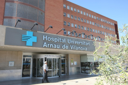 L’Arnau és el centre sanitari que atén la majoria de pacients de la Franja que vénen a Lleida.