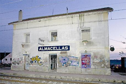 Imagen de archivo de la estación de tren de Almacelles.