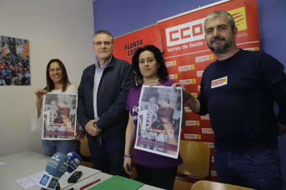Els responsables de CCOO i UGT de Lleida van presentar els actes del Primer de maig d’aquest any.