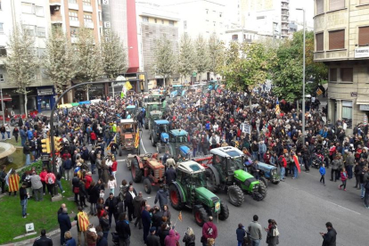 Concentració l'avinguda Catalunya de Lleida.