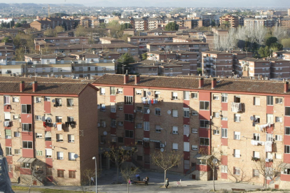 Vista panoràmica dels blocs de la Mariola afectats per aquest pla urbanístic.