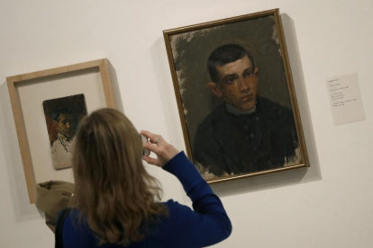 Retratos de juventud de Picasso en la exposición en Barcelona.