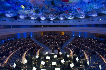 Un momento del concierto bajó la cúpula de Miquel Barceló en la sede de la ONU en Ginebra. 