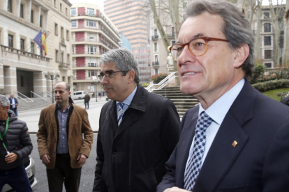 El expresidente de la Generalitat de Catalunya y líder del PDeCAT, Artur Mas, y el portavoz del partido en el Congreso de los Diputados, Francesc Homs.