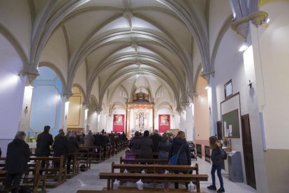 Un moment de la missa celebrada ahir per la festa de Sant Pau a la parròquia d’Anglesola.