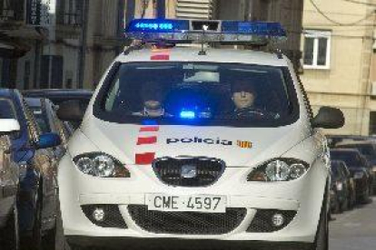 Detenen un conductor per anar de Sitges a Castelldefels en sentit contrari