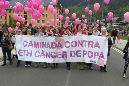 Imagen de archivo de una caminata contra el cáncer de mama.