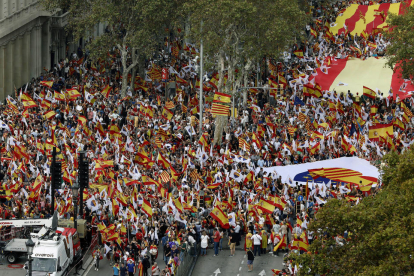 Imatge de la manifestació d’ahir contra la independència a Barcelona.