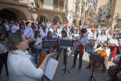Els Cantaires de Juneda, formació que fa 90 anys aquest 2017, va protagonitzar ahir les caramelles d’aquesta localitat de les Garrigues.